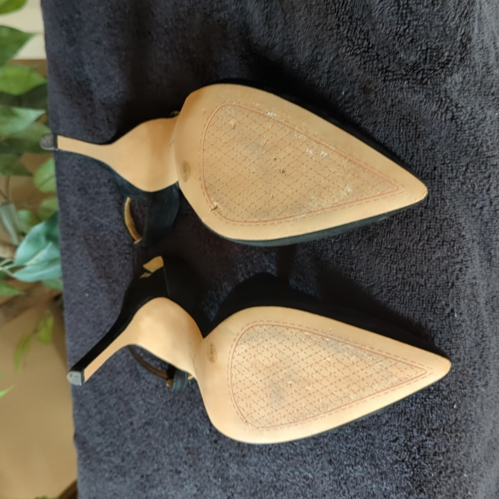 Shoes - Picture 6 of 6
